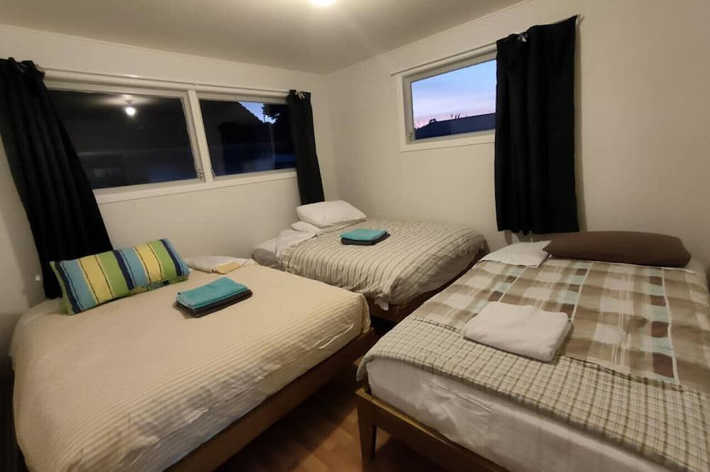 3 بد روم جاردن تشاليت إيه - أوكلاند - غرفة نوم