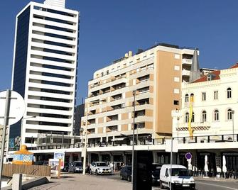 Two bedroom apartment near beach and Casino - Figueira da Foz - Edificio