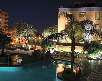 Villamarina Club - Salou - Pool
