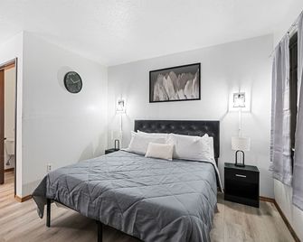 Custom Stay Thief River Falls - Thief River Falls - Schlafzimmer
