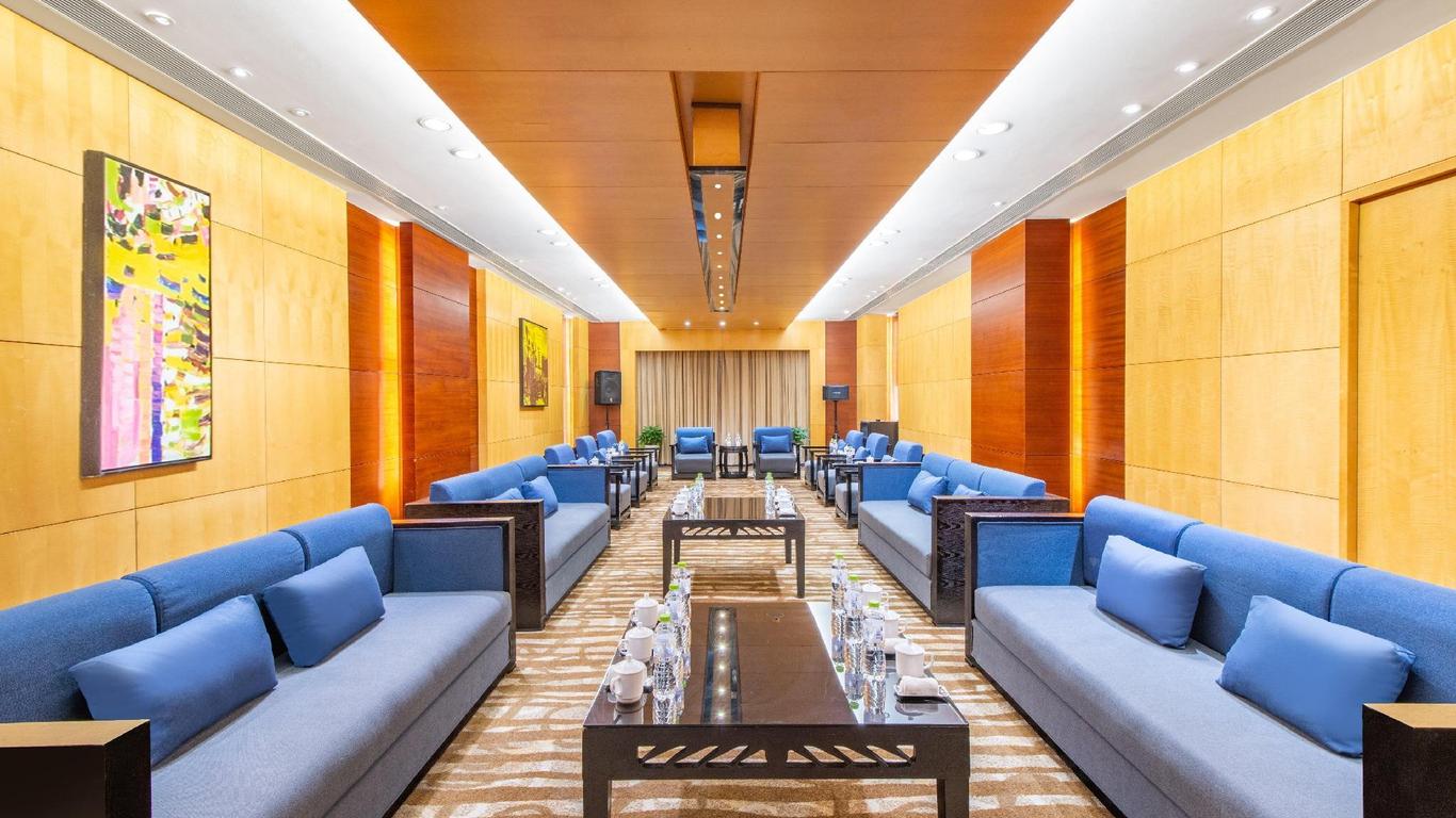 Qingdao Parkview Holiday Hotel