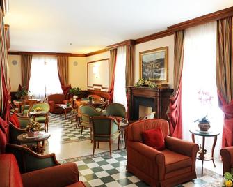 Hotel Acqui & Centro Benessere - Acqui Terme - Lounge