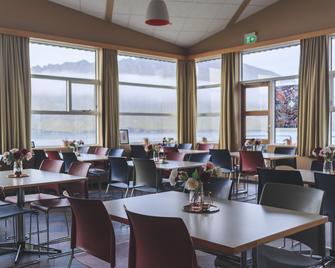 The Cliff Hotel - Neskaupstadur - Restaurace