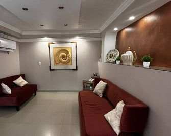 Hotel Regis - Mexicali