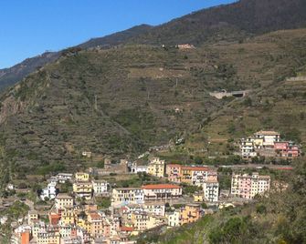 Il Giardino di Ada Ground Floor Studio with AC and Patio - Monterosso al Mare - Außenansicht