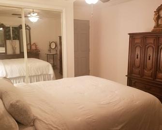 Entire guesthouse - Hamlin - Bedroom