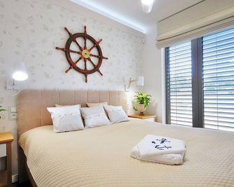 Unique Holiday Home on the Water, Bytow - Bytów - Habitación