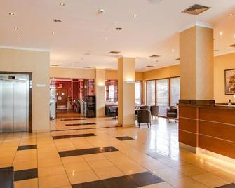Premium Hotel Bacero Wroclaw - Wroclaw - Front desk