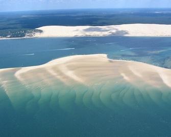 Magnifique villa avec piscine - La Gracieuse - Hourtin - Pool