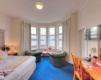 موثو كوينز هوتل - اوبان - غرفة نوم