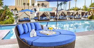 Luxor 賭場飯店 - 拉斯維加斯 - 游泳池
