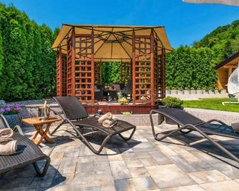 Beautiful Home In Tuheljske Toplice - Tuheljske Toplice - Patio