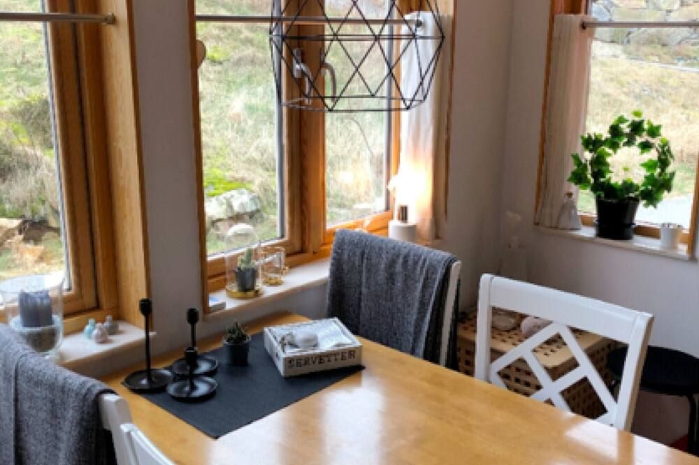 Island vacation on the west coast of Sweden - Käringön - Comedor