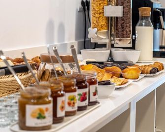 Hotel Calella de Palafrugell - Palafrugell - Buffet