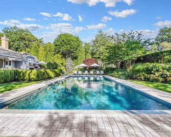Incredible Hamptons Getaway - Quogue - Piscina