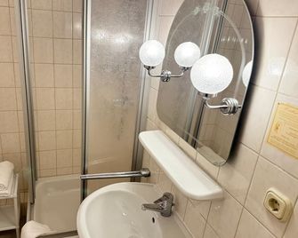 Hotel zur Eiche - Меране