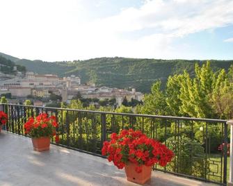 Hotel Villa Stella - Cascia - Balcony