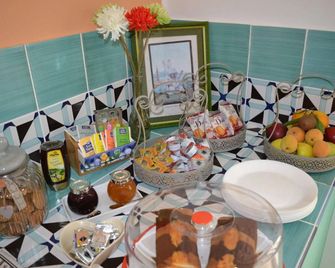 Anna's Family Terrace B&B - Naples - Buffet