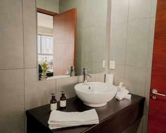 4C- Apartment W pool, gym, high speed WiFi 1BR - Ciudad Nezahualcoyotl - Salle de bain