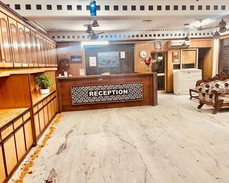 Hotel Anchorage Delhi Igi Airport - New Delhi - Front desk