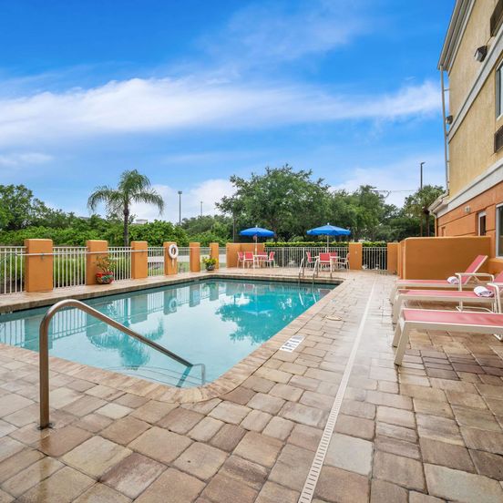 Pool view of Comfort Inn Fort Myers