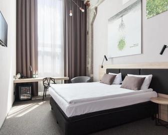 Loop Hotel Vilnius - Vilnius - Bedroom