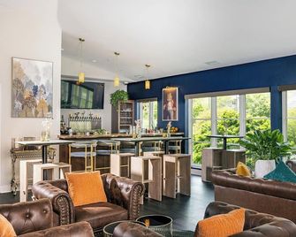 Lantern Lodge Asheville Biltmore Village - Asheville - Lounge