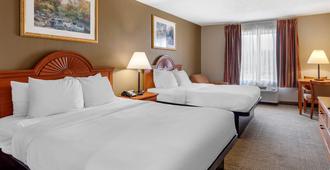Quality Inn and Suites Rockport - Owensboro North - Rockport - Bedroom