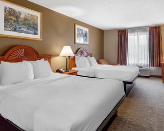 Quality Inn and Suites Rockport - Owensboro North - Rockport - Bedroom