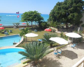 Hotel Kabic Beach Club - Jacmel - Piscina