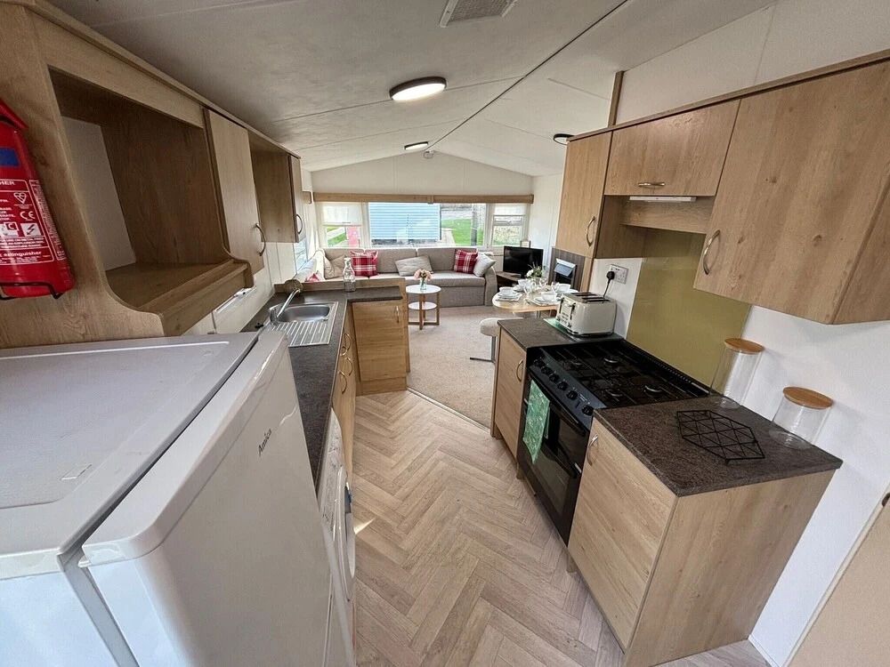 Eyemouth - Caravan - Sleeps 4 - Pet Friendly - איימאות' - מטבח