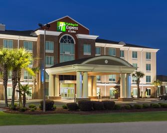 Holiday Inn Express & Suites Florence I-95 @ Hwy 327 - Florence - Κτίριο