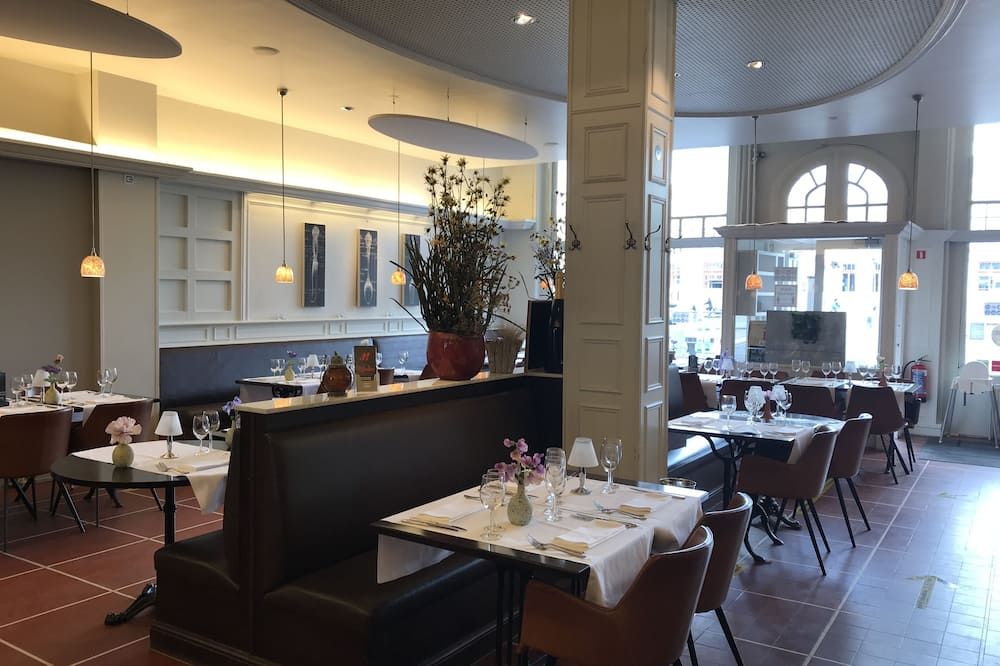 هوتل ميل كولونيس - ليوفين - مطعم