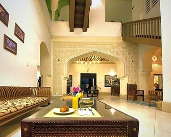 Smiles Stone Town Hotel - Zanzibar - Lobby