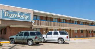 Travelodge by Wyndham Great Bend - Great Bend