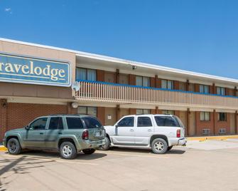 Travelodge by Wyndham Great Bend - Great Bend - Bâtiment