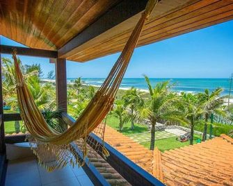 Oceanica 1000 Beachfront Suites - Saquarema - Balcony