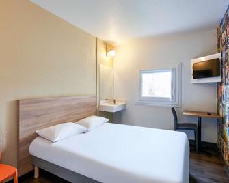Hotel F1 Saint Denis Centre Basilique - Saint-Denis - Camera da letto