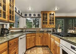 Alpen Bliss Chalet - Hq2 - Enumclaw - Kitchen