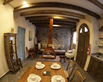 Vecchia Luna: El refugio más acogedor de Valqui - San Miguel Xoxtla - Comedor