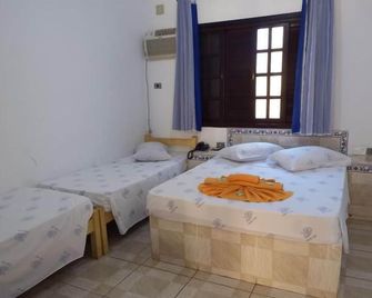 Hotel Mar - קאראגוואטטובה - חדר שינה