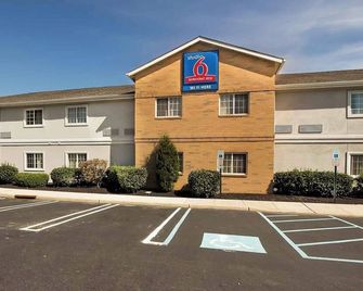 Studio Stay Near Rutgers + Parking - East Brunswick - Gebäude