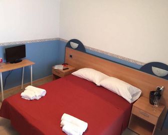 Santa Lucia Hotel - Corigliano Calabro - Bedroom