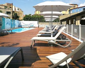 Best Western Hotel Anthurium - Santo Stefano al Mare - Pool