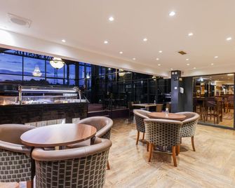 ووترسايد هوتل آند ليجر كلوب - مانشستر - ردهة