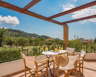 Villa Iliogenniti - Kalamaki - Балкон