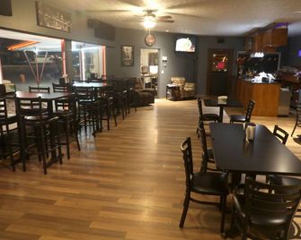 Raine Motel - Valentine - Restaurant