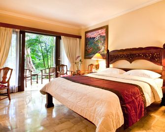Hotel Kumala Pantai - Kuta - Makuuhuone