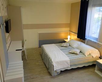 Hotel Moderno - Grumello del Monte - Bedroom