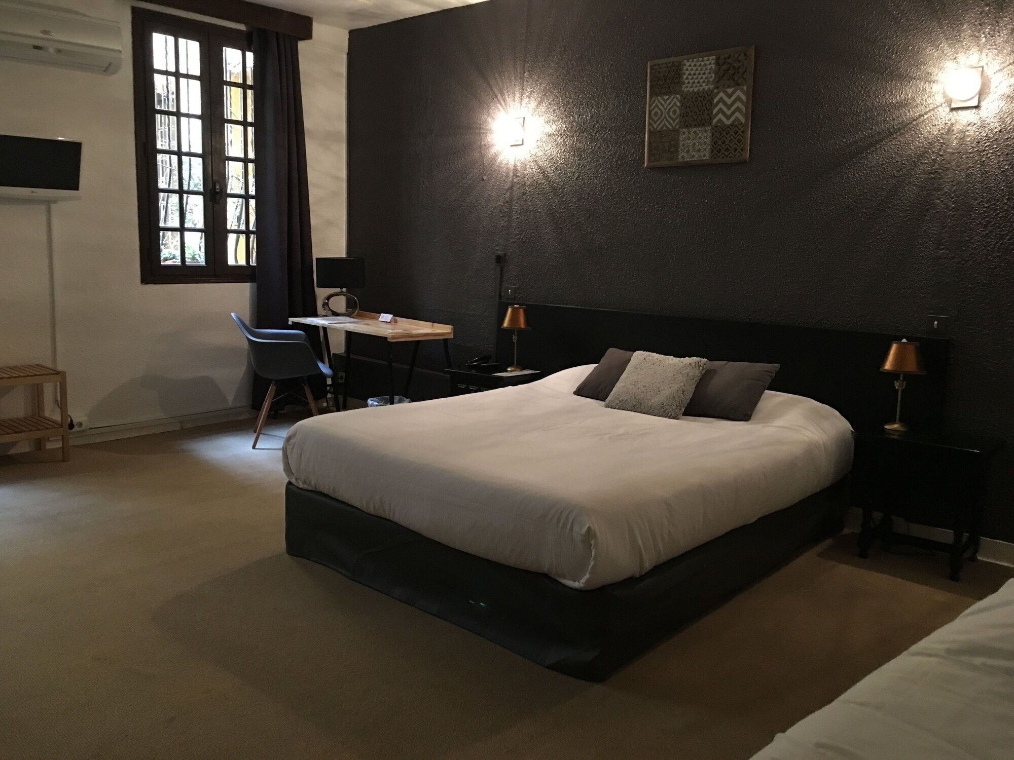 Hôtel De La Loge - פרפיניאן - חדר שינה